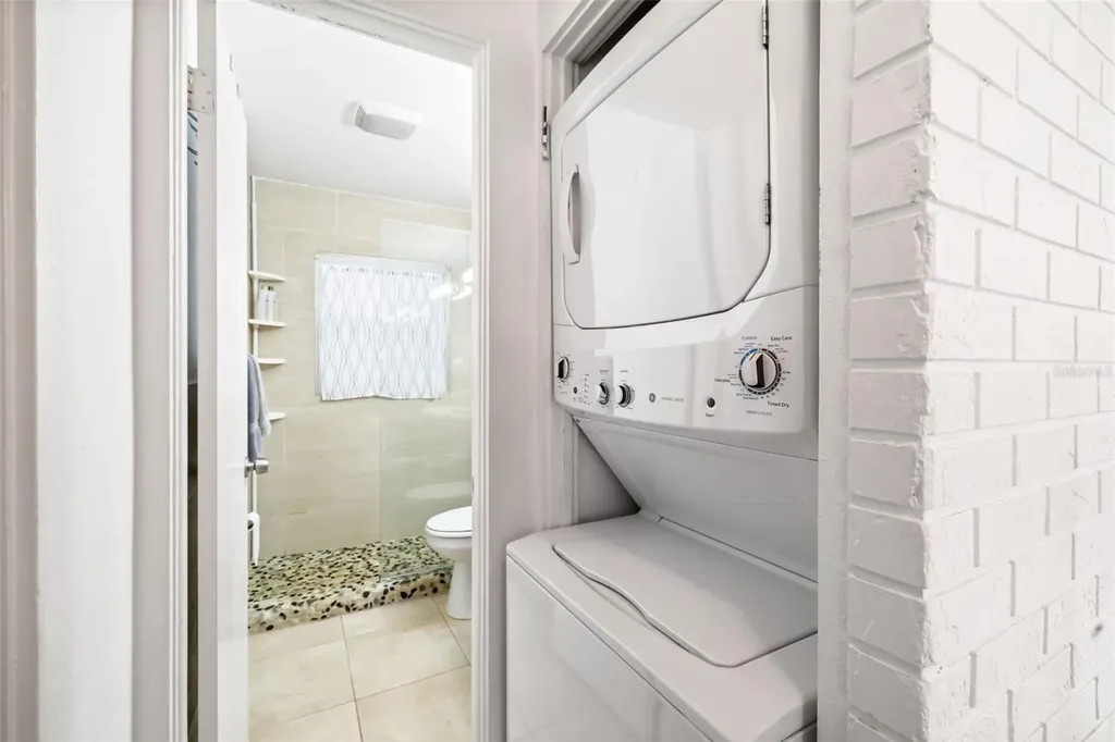 4001 Groveland Avenue Sarasota FL 34231