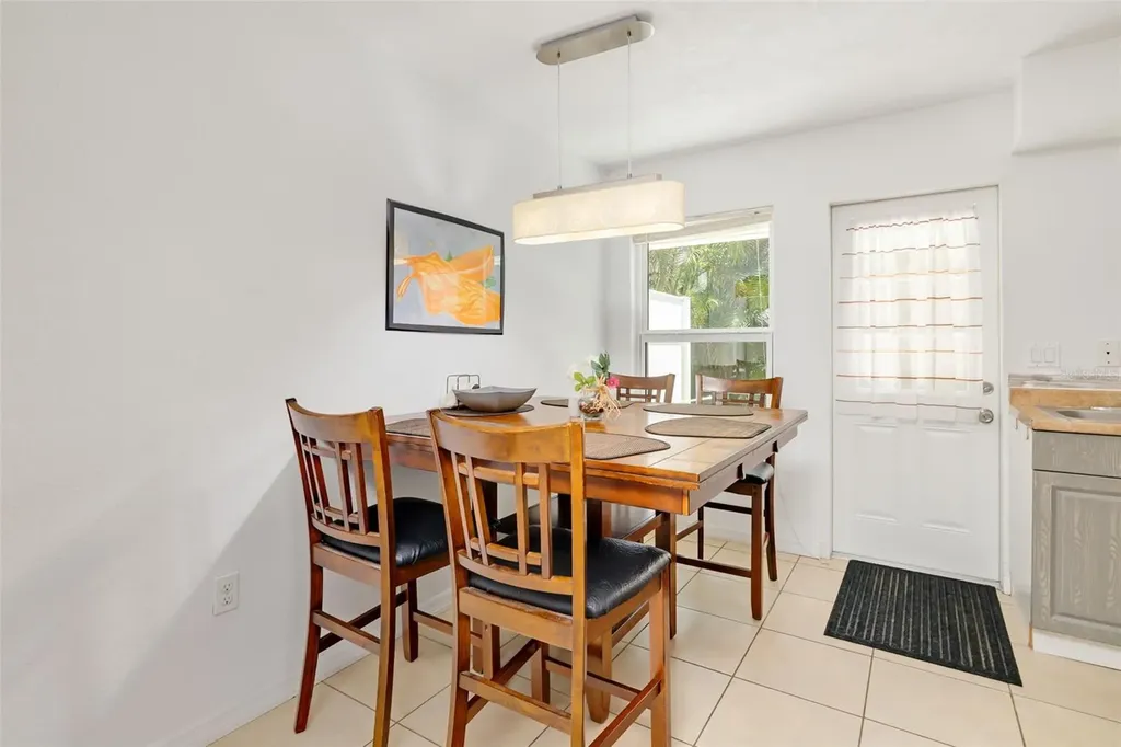 4001 Groveland Avenue Sarasota FL 34231