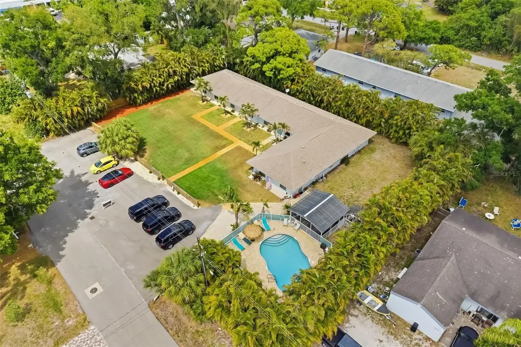 4001 Groveland Avenue Sarasota FL 34231