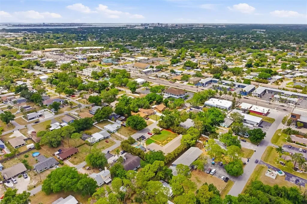 4001 Groveland Avenue Sarasota FL 34231