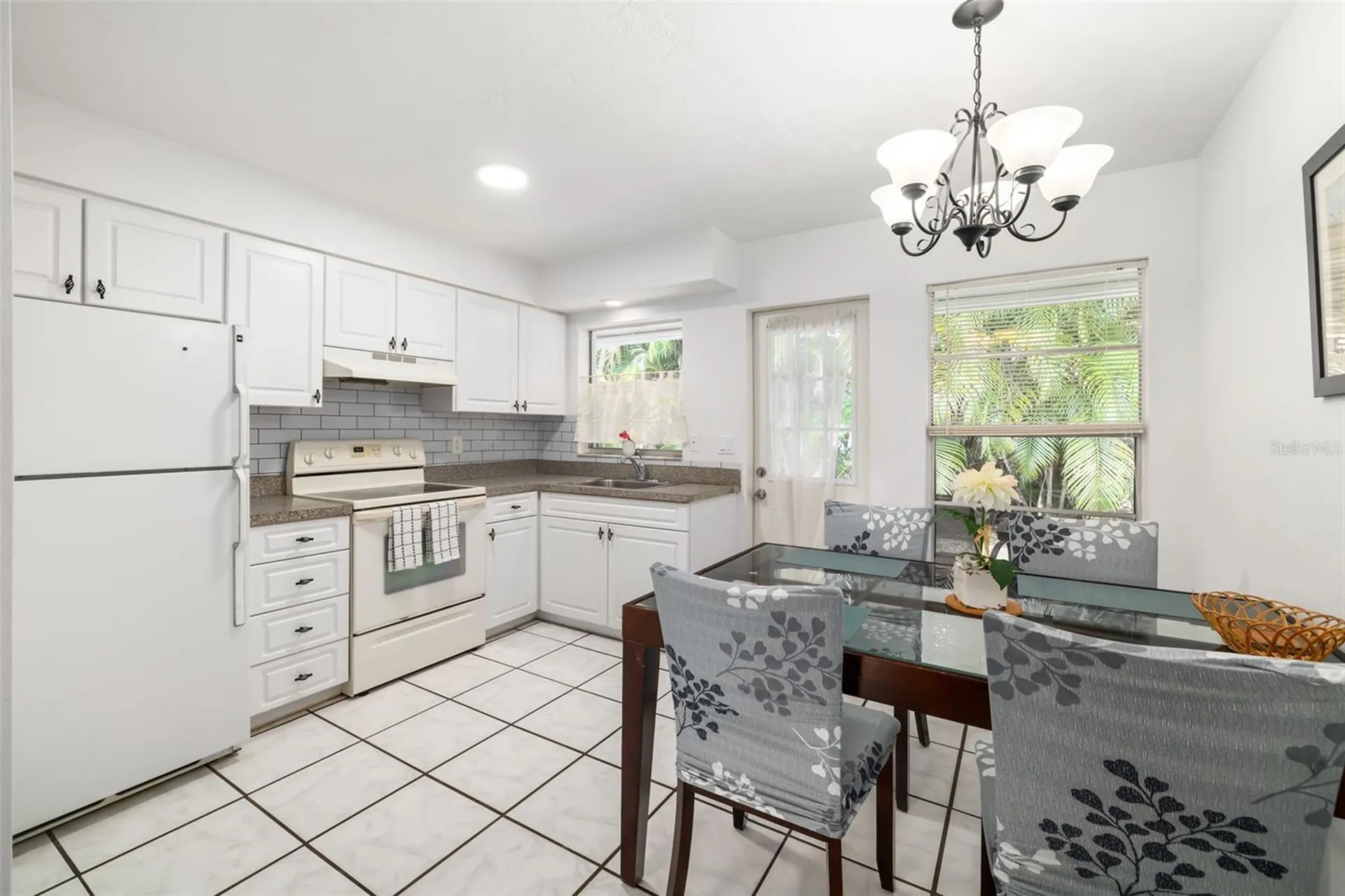 4001 Groveland Avenue Sarasota FL 34231