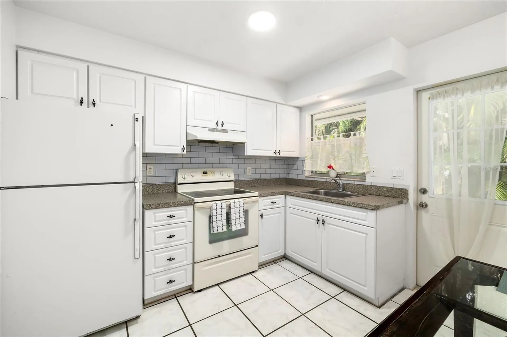 4001 Groveland Avenue Sarasota FL 34231