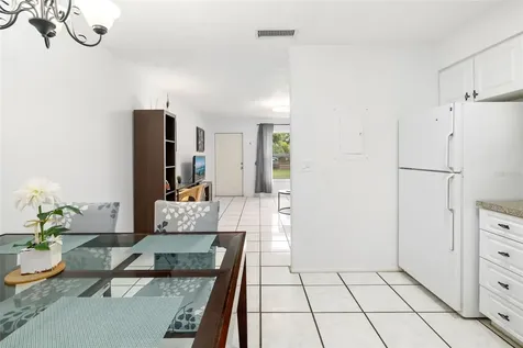 4001 Groveland Avenue Sarasota FL 34231