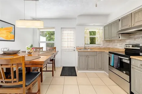 4001 Groveland Avenue Sarasota FL 34231