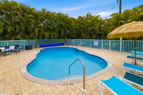 4001 Groveland Avenue Sarasota FL 34231