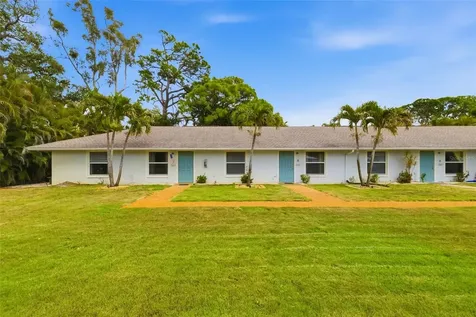 4001 Groveland Avenue Sarasota FL 34231