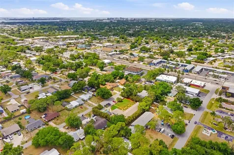 4001 Groveland Avenue Sarasota FL 34231