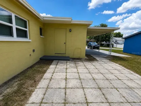 2007 9th Street NE Winter Haven FL 33881