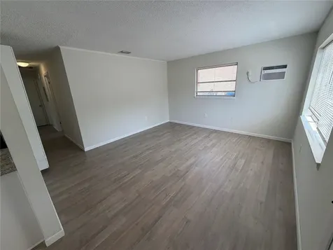 2007 9th Street NE Winter Haven FL 33881