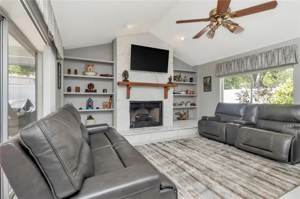 2820 Valencia Lane W Palm Harbor FL 34684