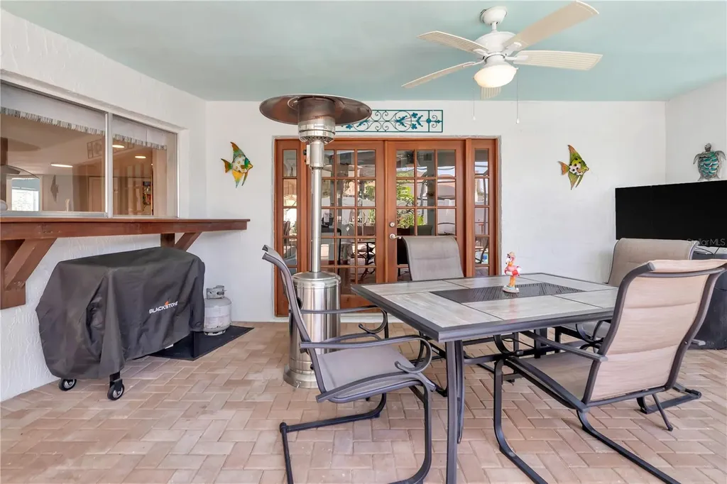 2820 Valencia Lane W Palm Harbor FL 34684