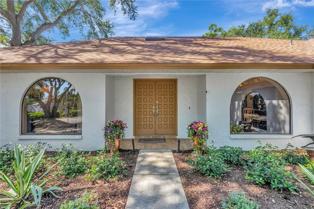 2820 Valencia Lane W Palm Harbor FL 34684