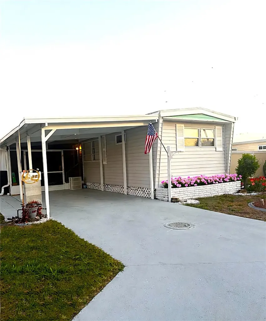 527 Blackburn Boulevard North Port FL 34287