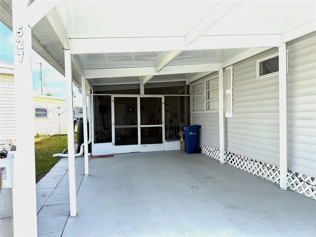 527 Blackburn Boulevard North Port FL 34287