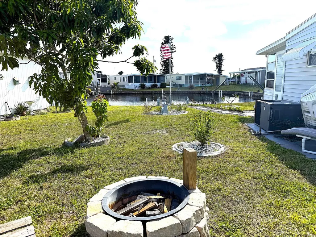 527 Blackburn Boulevard North Port FL 34287