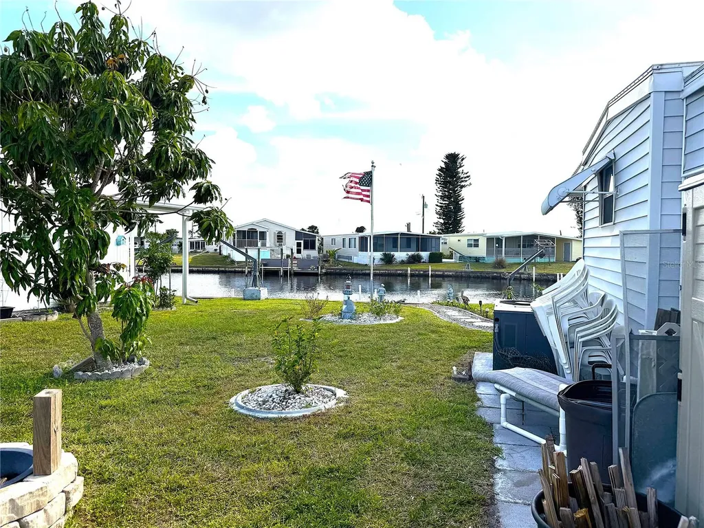 527 Blackburn Boulevard North Port FL 34287