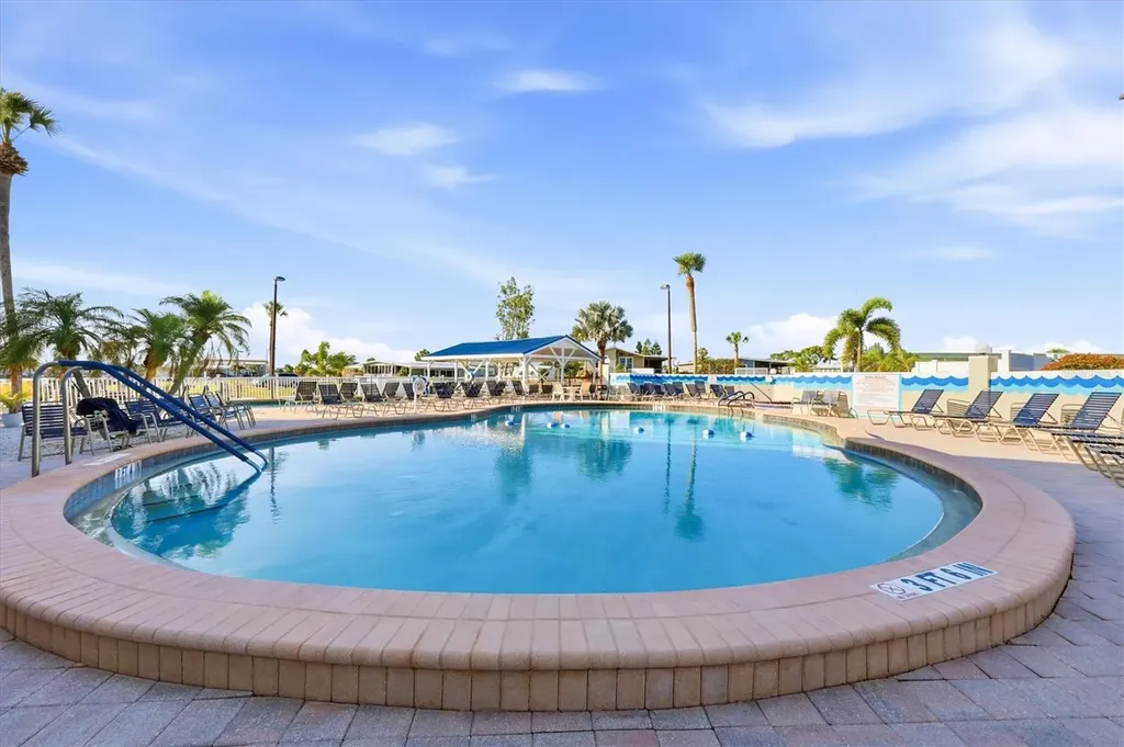 527 Blackburn Boulevard North Port FL 34287