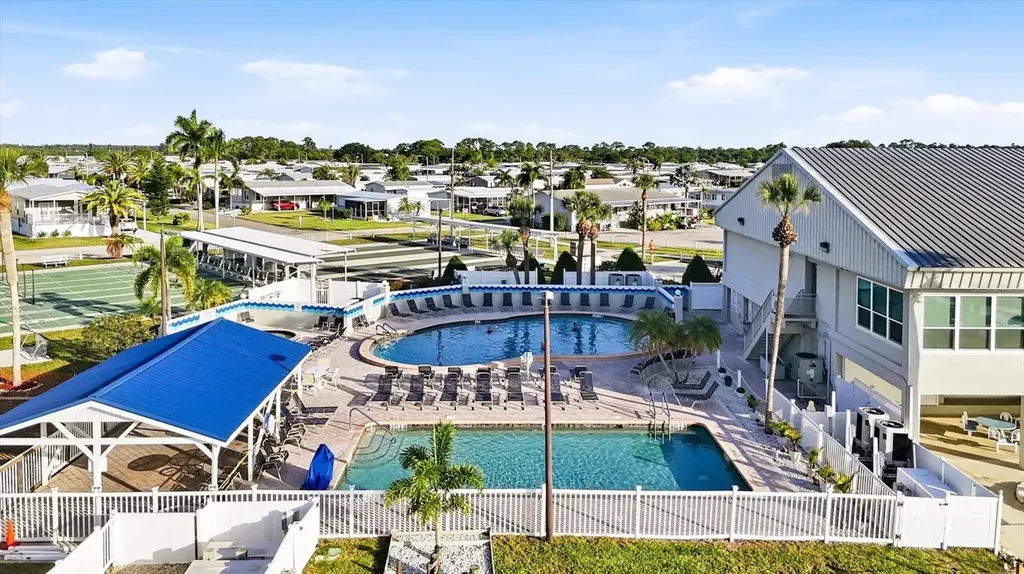 527 Blackburn Boulevard North Port FL 34287