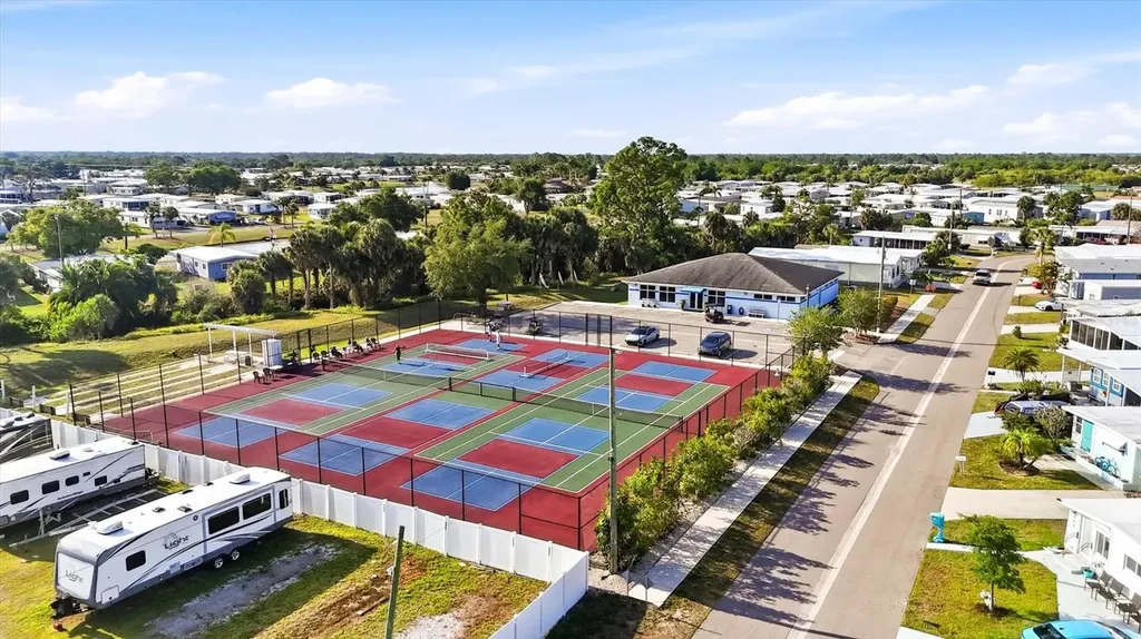 527 Blackburn Boulevard North Port FL 34287