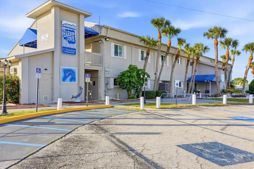 527 Blackburn Boulevard North Port FL 34287