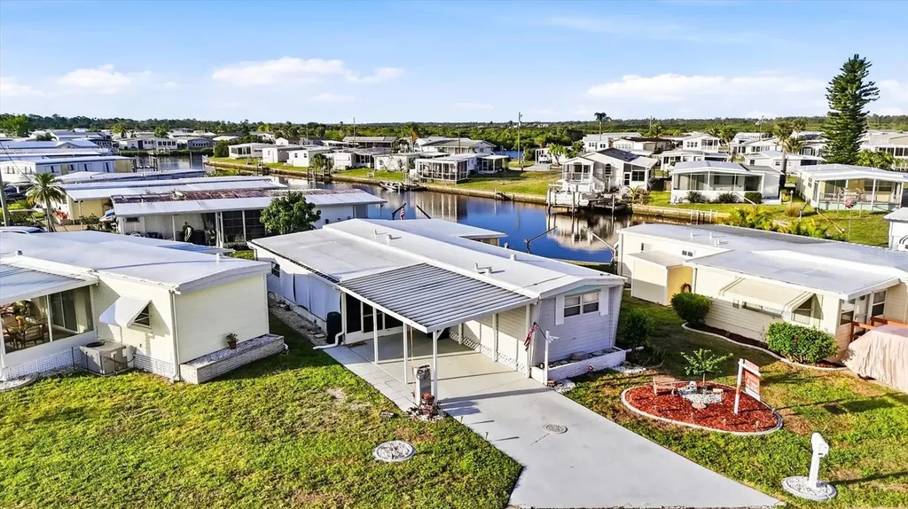 527 Blackburn Boulevard North Port FL 34287