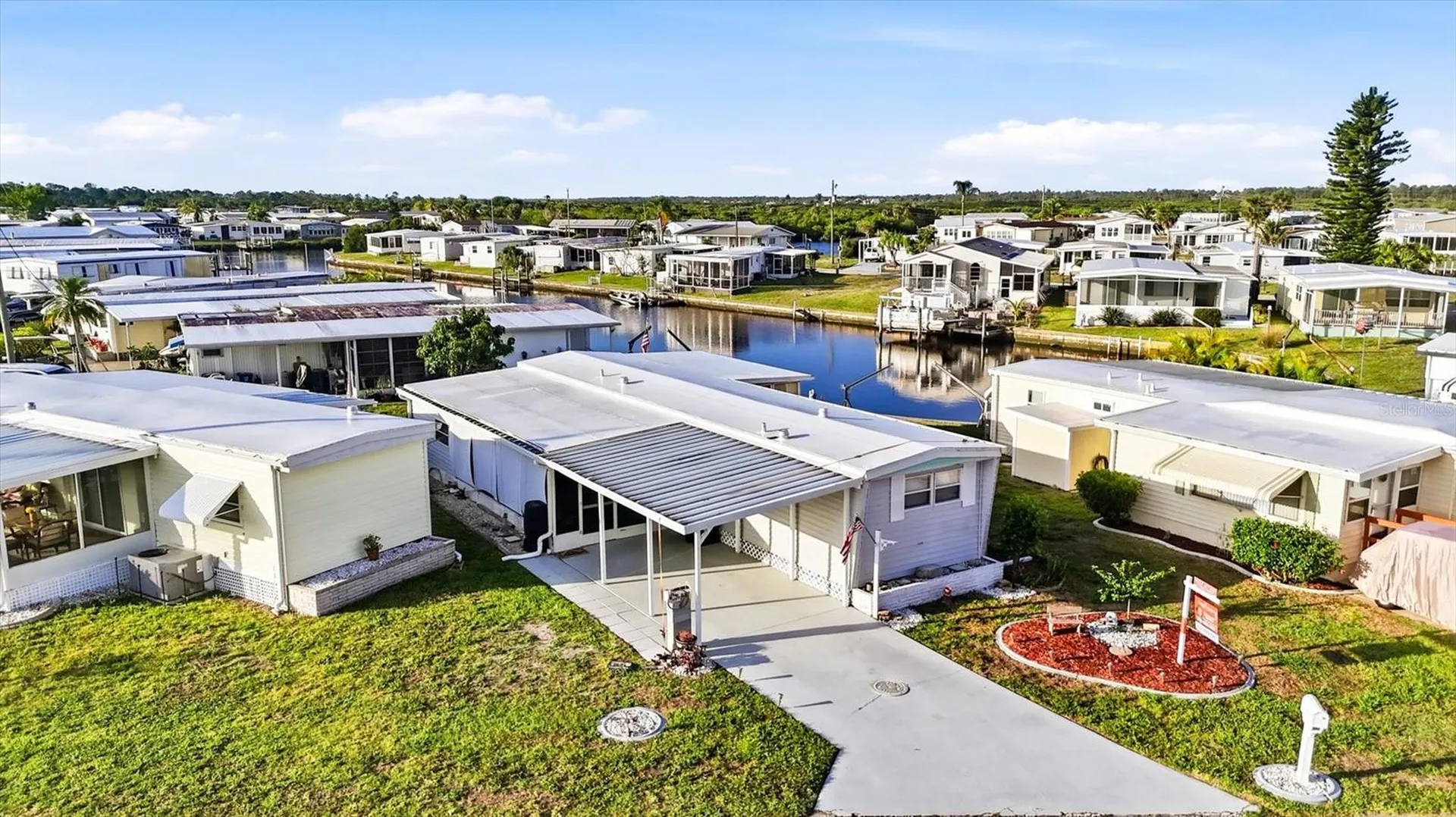 527 Blackburn Boulevard North Port FL 34287
