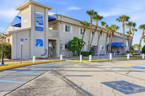 527 Blackburn Boulevard North Port FL 34287