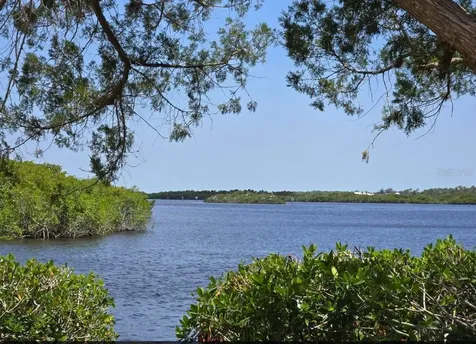527 Blackburn Boulevard North Port FL 34287