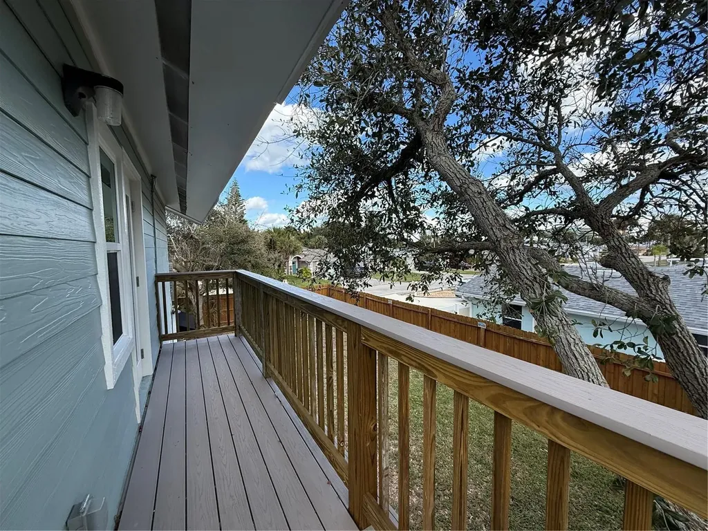509 N Peninsula Avenue New Smyrna Beach FL 32169