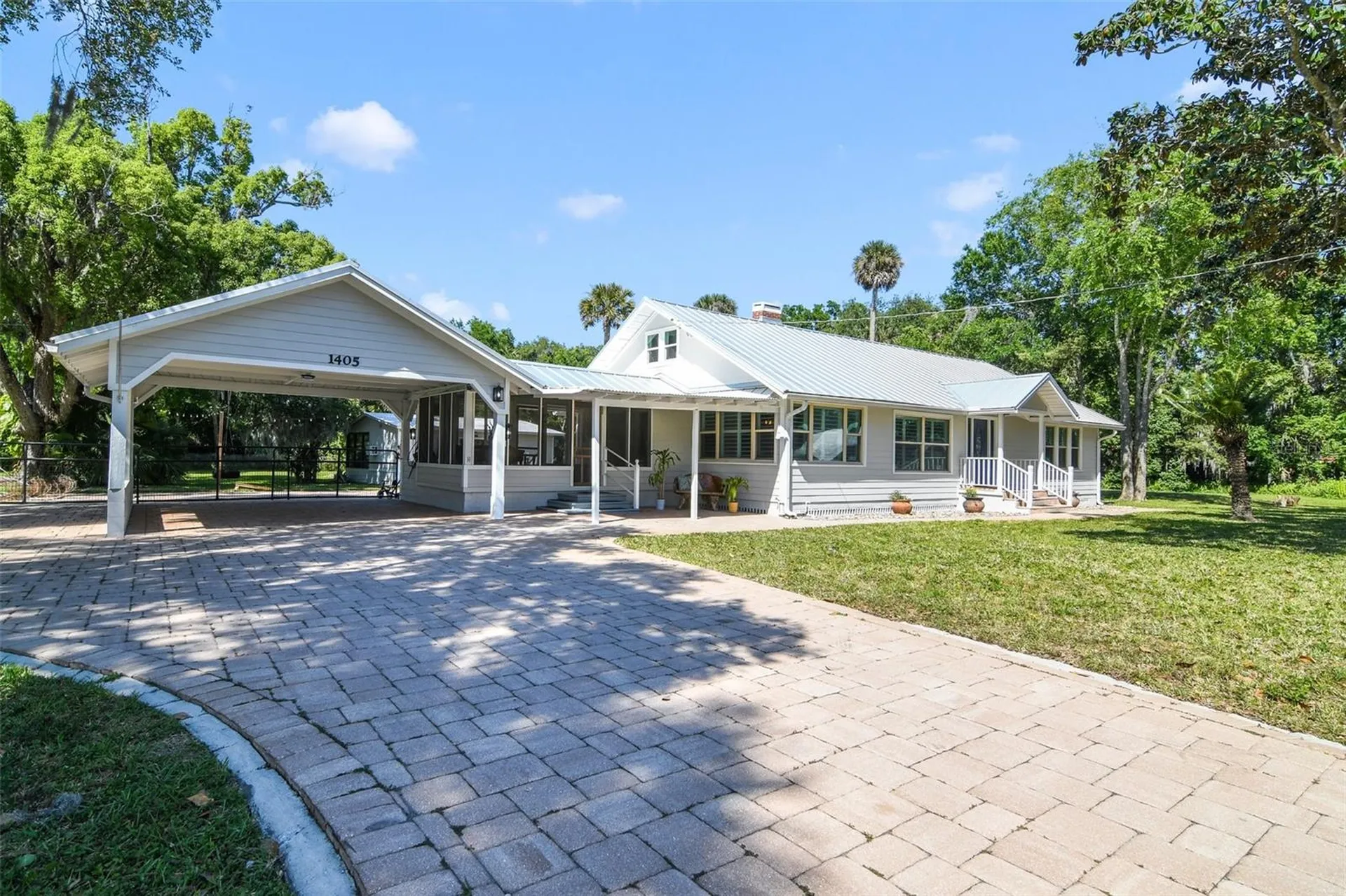 1405 Pioneer Trail New Smyrna Beach FL 32168