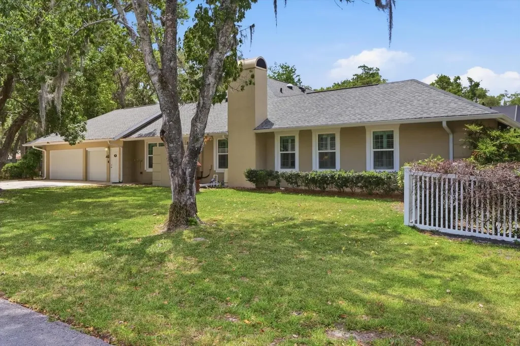 35 Douglas Street Homosassa FL 34446