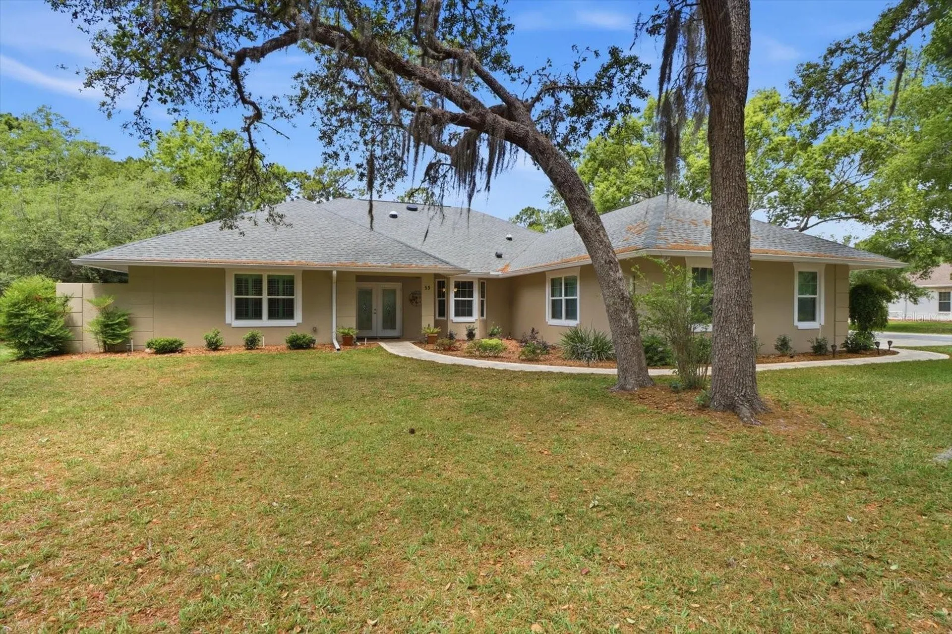 35 Douglas Street Homosassa FL 34446