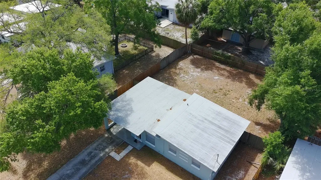 3522 W Paul Avenue Tampa FL 33611