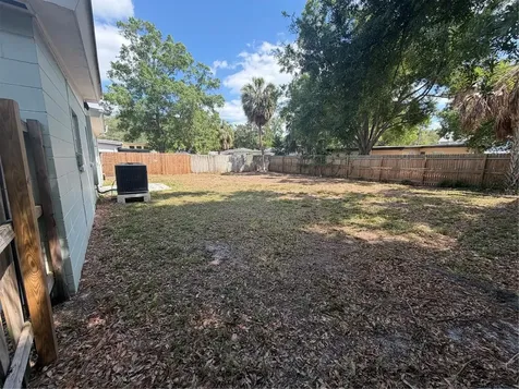 3522 W Paul Avenue Tampa FL 33611