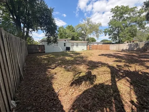 3522 W Paul Avenue Tampa FL 33611
