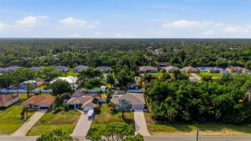 3974 S Chamberlain Boulevard North Port FL 34286