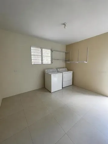 109 Harry Truman Caguas PR 00725