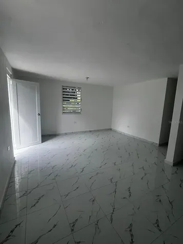 109 Harry Truman Caguas PR 00725