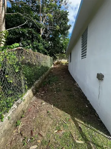 109 Harry Truman Caguas PR 00725