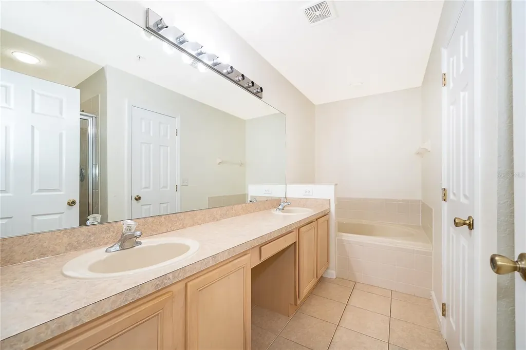 14162 Turning Leaf Drive Orlando FL 32828
