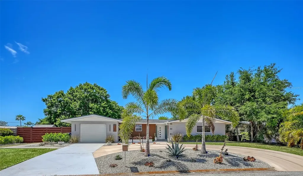 2614 Croton Avenue Sarasota FL 34239