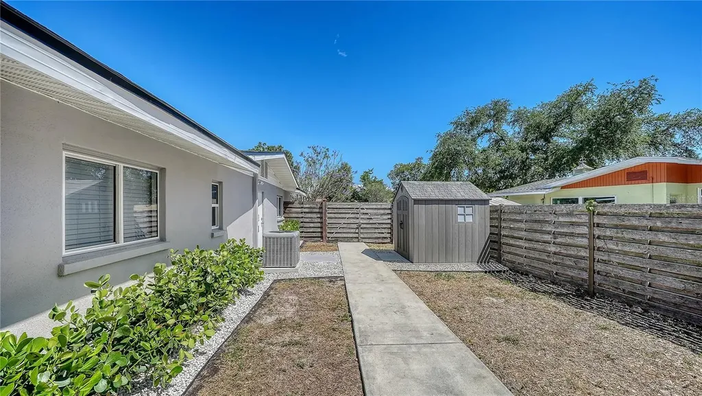 2614 Croton Avenue Sarasota FL 34239
