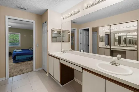 5235 Lochmead Terrace Zephyrhills FL 33541