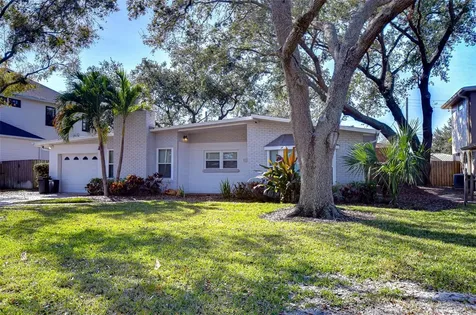 3621 S Belcher Drive Tampa FL 33629