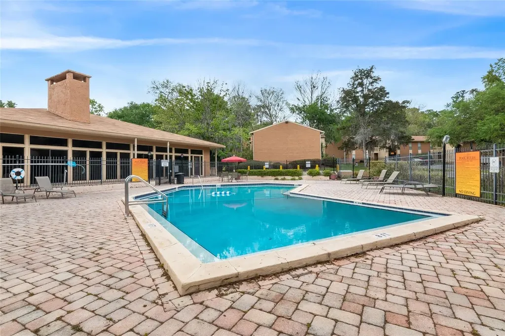 1810 NW 23rd Boulevard Gainesville FL 32605
