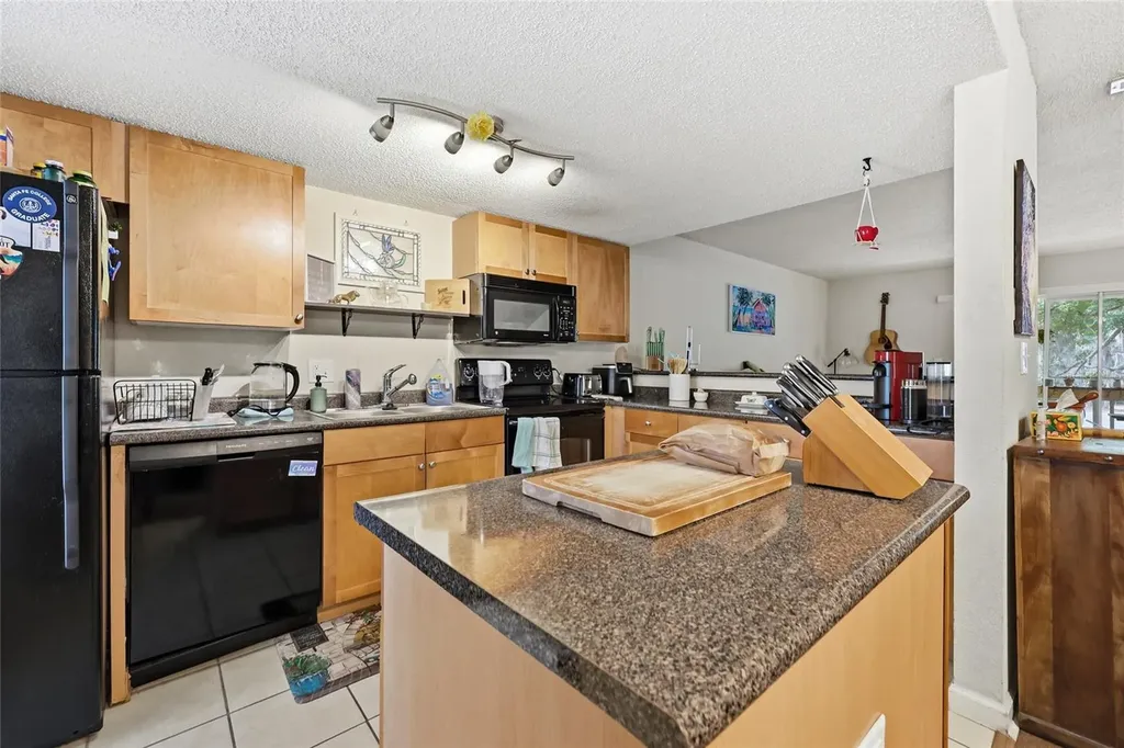 1810 NW 23rd Boulevard Gainesville FL 32605