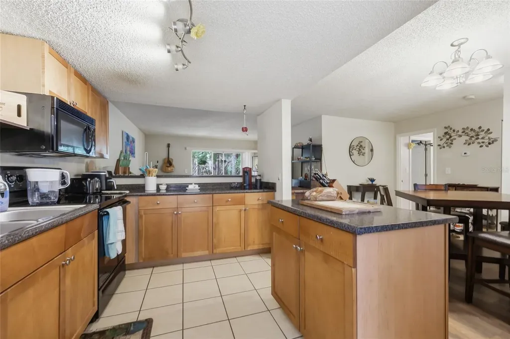 1810 NW 23rd Boulevard Gainesville FL 32605