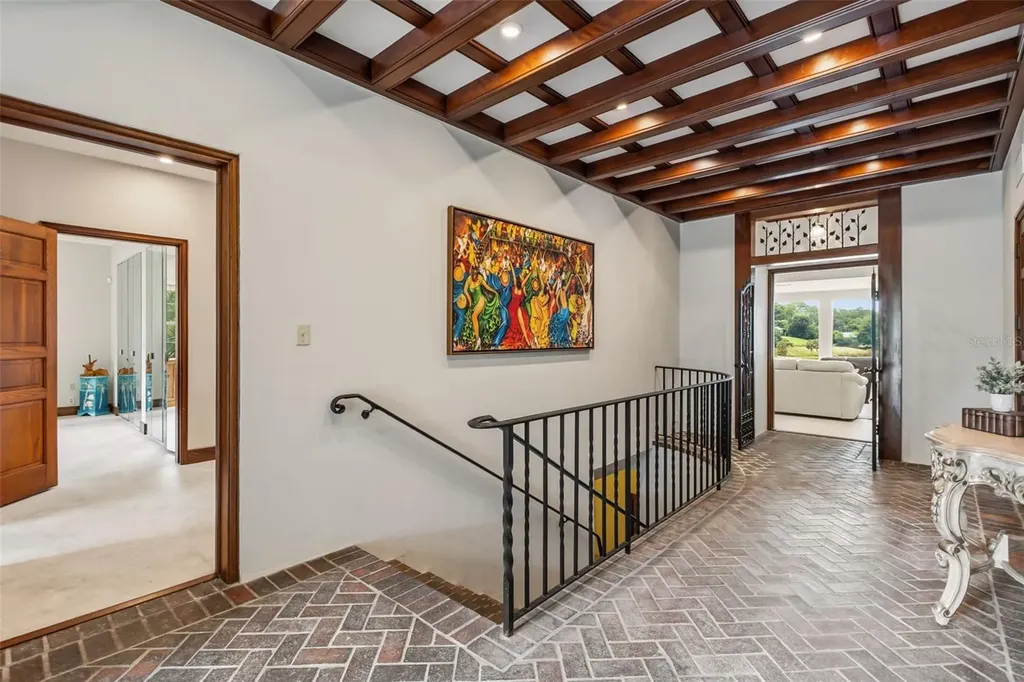 1909 Country Club Drive Eustis FL 32726