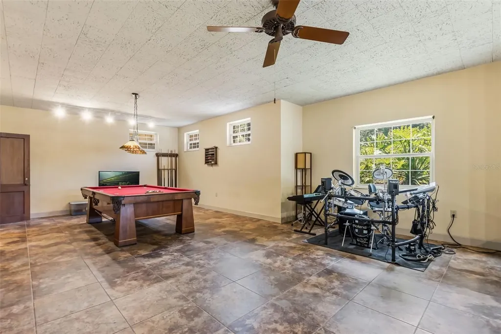 1909 Country Club Drive Eustis FL 32726