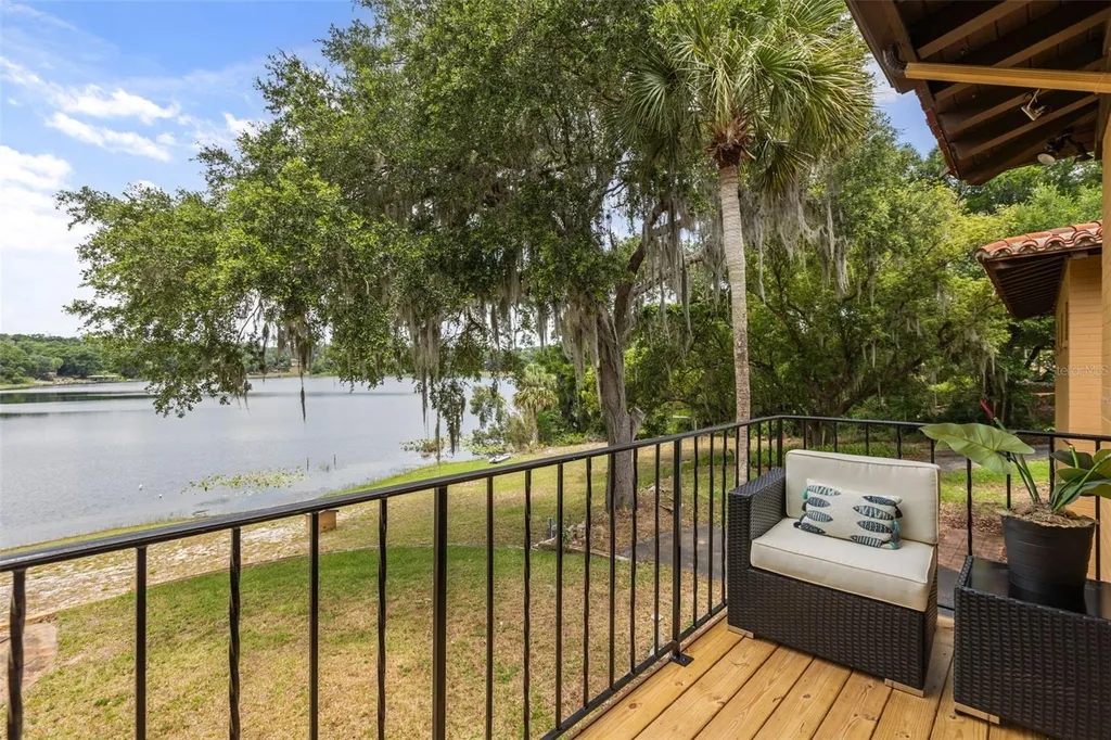 1909 Country Club Drive Eustis FL 32726